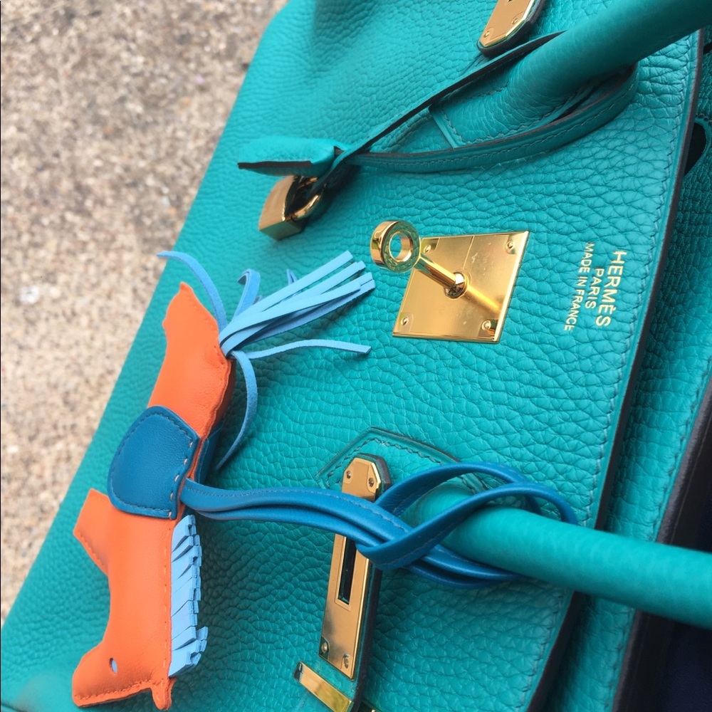 Meet your Posher, Nini